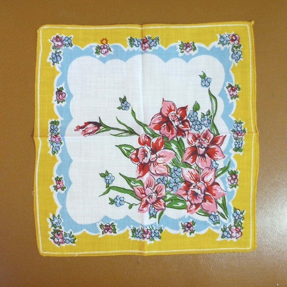 8 Floral Vintage Handkerchiefs. Red Pink Yellow Gold Green Aqua Blue Brown White - Picture 3 of 9